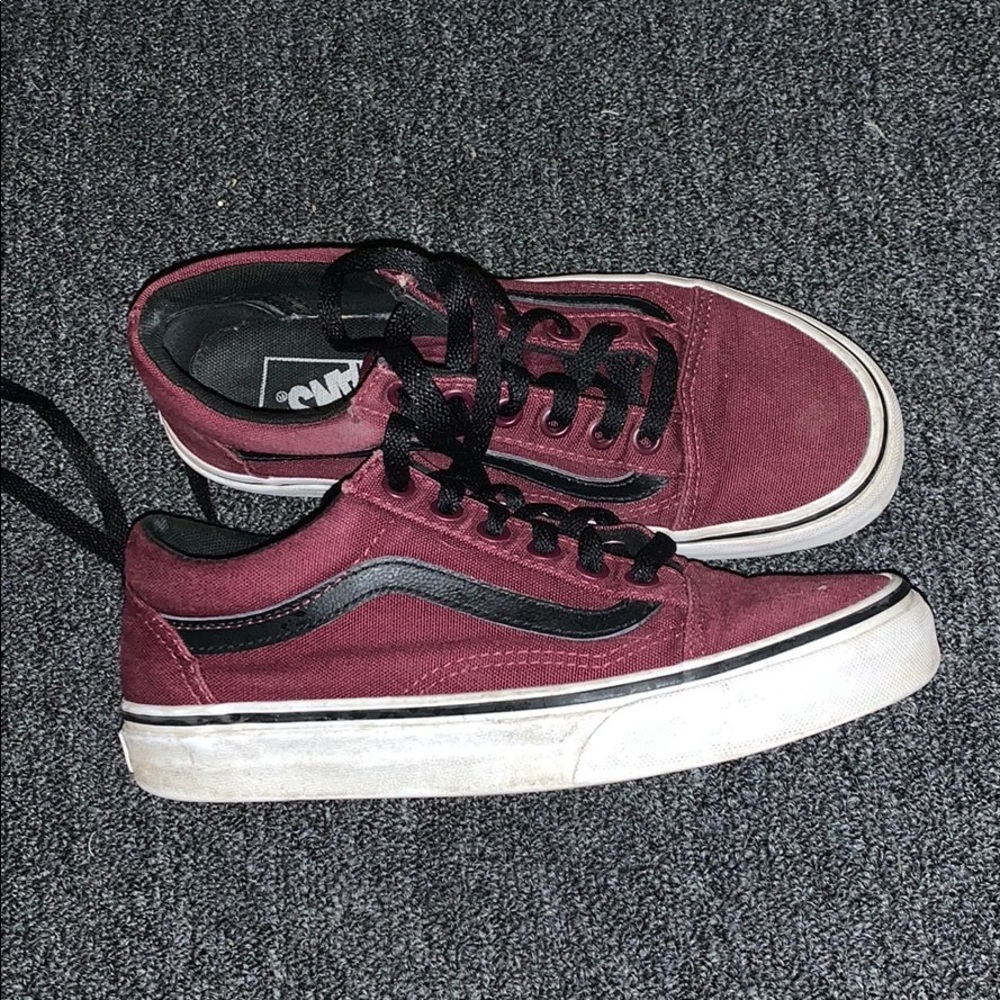 maroon low top vans